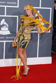 Worst Ever Grammy Fashion Disasters Grammy Fashion Fashion Fashion Fail