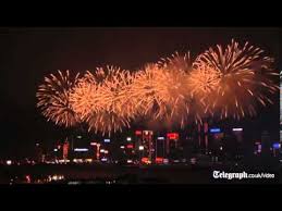 The following are the most typical right after 12:00pm on new year's eve, fireworks will be launched to celebrate the coming of the new year as well as to drive away the evil. Chinese New Year Hong Kong Fireworks Youtube