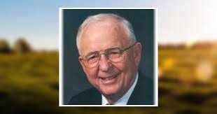 Lillian Eberhardt's Instagram, Twitter & Facebook