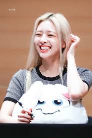 Don't miss yuna's cute aegyo #star road 13play 48,090. Itzy S Yuna Shares The Hilarious But Cute Reason Behind Why She Thinks Midzys Are Zero Won Kissasian