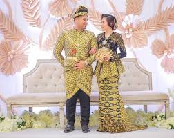 Check spelling or type a new query. 27 Baju Songket Pengantin Yang Menarik Inspirasi Busana Perkahwinan