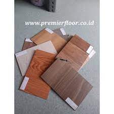 Lantai vinyl plank dengan ketebalan 3mm hingga ketahanan lebih kuat lebih elastis tidak mudah patah dan bisa di bongkar pasang jika. Jual Lantai Vinyl Elastis Corak Kayu 3mm Bekasi Jakarta Timur Arnidecor Lantai Vinyl Tokopedia