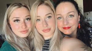 Chantal Laporte's Instagram, Twitter & Facebook