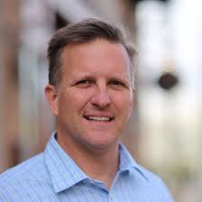 JONATHAN OWENS FILES MOTION TO DISMISS IN ESCAMBIA ETHICS CASE BROUGHT BY  JEFF BERGOSH OVER THE TEXT MESSAGES. By John Singley PENSACOLA, Fla (May  20, 2025) Dennis Green, Jonathan Owens attorney in