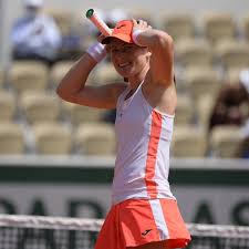 The pair traded breaks in the first two games of a tight opening set on court before zidansek raised her level in the tiebreak to … Xhqm1moaeubw M