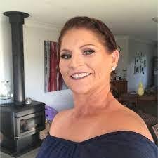 Vanna Ward's Instagram, Twitter & Facebook