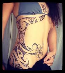 Rib cage tattoos are super beautiful especially when it has a really striking design. Everything You Need To Know Before Getting A Rib Tattoo Tatring Tattoos Piercings
