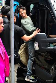 Big hit was near bankruptcy at that time so . 180926 Leaving Good Morning America Hoseok Hoseok Bts Jung Hoseok