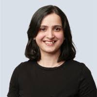 Serena Gill's Instagram, Twitter & Facebook