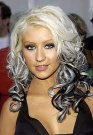 Christina Aguilera Favorite Hair Color Blonde Black Black Hair With Blonde Highlights Christina Aguilera Hair Christina Aguilera Black Hair