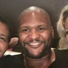 Adam Montano (@adammontano25)