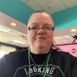 Lola Paulson's Instagram, Twitter & Facebook