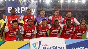 They are the women's football section of independiente santa fe and they currently play in the colombian women's football league, the top level women's football league in colombia. Santa Fe Acolfutpro Critica El Actuar De Independiente Santa Fe Es Una Presion Indebida E Indecorosa Marca Claro Colombia