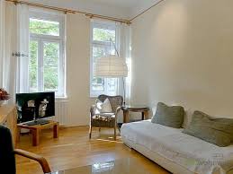 Plauen hat ein reiches angebot an günstigen bis luxuriösen wohnungen zum mieten. Plauen Modern Und Gut Moblierte Wohnung Mit Eichenparkett Unweit Der Universitat