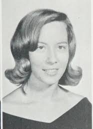 Sharon Hixson's Instagram, Twitter & Facebook