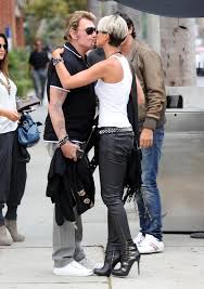 Nouveau revers pour laeticia hallyday. Laeticia Hallyday Laeticia Hallyday Photos Zimbio