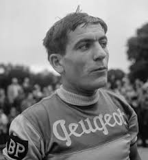 Image of Telemark 19701024. Cross-country skier Odd Martinsen at the field  collection