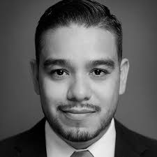 Luis A. Perez '10