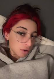 Lucy Simmons (@lucymariesimmons)