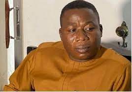 He was arrested at an airport in cotonou on monday night, a top source familiar with the matter told our correspondent. 9awcsbi2vxu46m