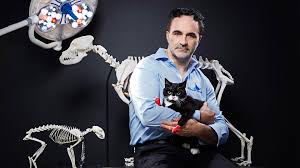 Supervet noel fitzpatrick chats to a whole host of amazing guests, celebrating the joy & love animals bring to our lives. The Supervet Noel Fitzpatrick All 4