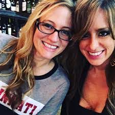 Leann Maxwell's Instagram, Twitter & Facebook