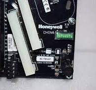 HONEYWELL 8C-TDILA1 SERIES 8 DIGITAL OUTPUT CONNECTION ...