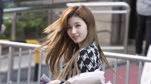Ücretsiz yüksek çözünürlüklü fotoğraf i̇ki defa, twice sana, k pop, kamera. Minatozaki Sana Wallpapers Wallpaper Cave