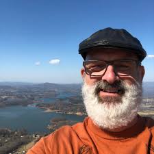 What are the ownership experiences with the Toyota Tundra?