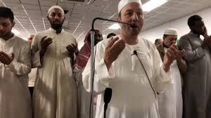 أنها أُنزل فيها القرآن، وأنها خير من ألف شهر، وأنها ليلة مباركة، وقد أخفى الله أي ليلة هي ليلة القدر؟ أخفى الله هذه الليلة ليجتهد المسلم في العشر الأواخر من رمضان وفي أوتارها خاصة، وهي ليلة 21 و23 و25 و27 و29. Ø­ØµØ±ÙŠØ§ Ø¯Ø¹Ø§Ø¡ Ù„ÙŠÙ„Ø© Ø§Ù„Ù‚Ø¯Ø± Ø§Ù„Ø´ÙŠØ® Ù…Ø­Ù…Ø¯ Ø¬Ø¨Ø±ÙŠÙ„ Ø±Ù…Ø¶Ø§Ù† 2018 Youtube