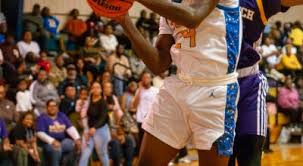 Former NFL players attend McRae-Gaines Learning Center's 40th anniversary