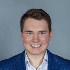 Crystal Lombardi's Instagram, Twitter & Facebook