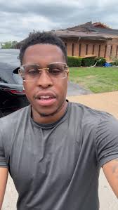 Day3 -bit by bit- #GritnGraceFoundation Please let me know where to pull  with @littlecaesars & More