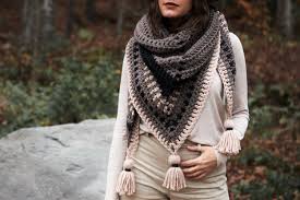 #knitinpublic so this lovely medical provider person and i start talking and she makes it plain that she would absolutely want puppy. Highlands Wrap Crochet Pattern Two Of Wands