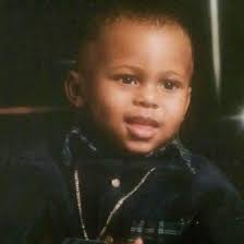 security at the BET Awards are trying remove Tylil from the Red Carpet even  after getting permission to stream from the “Higher Ups” 👀