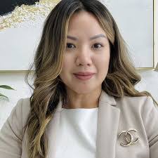 Sheila Marko's Instagram, Twitter & Facebook