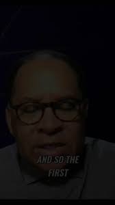 Lora Rodgers's Instagram, Twitter & Facebook