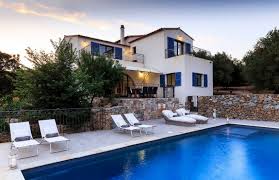 Villa De Prestige En Haute Corse Avec Piscine Privative Et Proche De La Mer Monticello