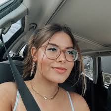 Sydney Fitzpatrick's Instagram, Twitter & Facebook