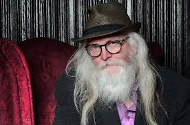 Steinhardt hard rock'a yeni bir ses getiren isim olarak tanınıyor. Paddy Mcaloon On Prefab Sprout S Legacy Breaking His Rule About Songs Called America Billboard