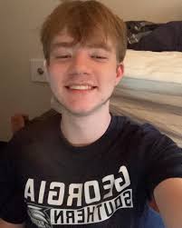 Tyler Peeples (@tpebbles_05) • Instagram photos and videos