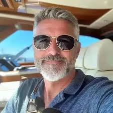 6comenté tu foto de perfil Lamento hacer un comentario público, pero esta  es la única forma de comunicarme contigo, porque estoy plenamente  consciente de que enviarte un mensaje sin permiso es una