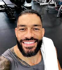 Wreck Everyone And Leave Roman Reigns Smile Roman Reigns Wwe Roman Reigns