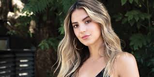 A subreddit dedicated to the beautiful sarah kohan known on instagram as moonstrucktraveller. Javier Hernandez And Sarah Kohan