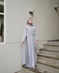Sebenarnya, memilih model baju kondangan bukanlah hal yang sulit. Contoh Baju Gamis Buat Kondangan Model Hijab Terbaru