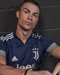 Maçın ilk yarısı konuk takımın üstünlüğüyle sona erdi. Novas Camisas Da Juventus 2020 2021 Adidas Mantos Do Futebol