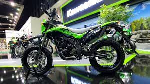 The seat is quite comfortable and not so odd like most of the dirt bike. Kawasaki D Tracker 150 Youtube