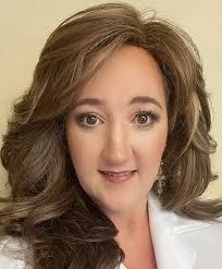 2 in UAM nursing staff honored for leadership