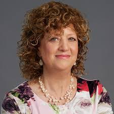 Joanne Mayes's Instagram, Twitter & Facebook