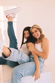 Just Goffin Around Hype House Photo Shoot In 2020 Friend Photoshoot Friend Photos Best Friend Photos